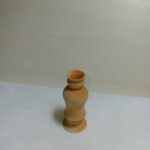 Vază miniaturală din lemn natural – lucrată manual - 6 cm