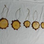 Set ornamente universale din rondele dintr-un lemn rar